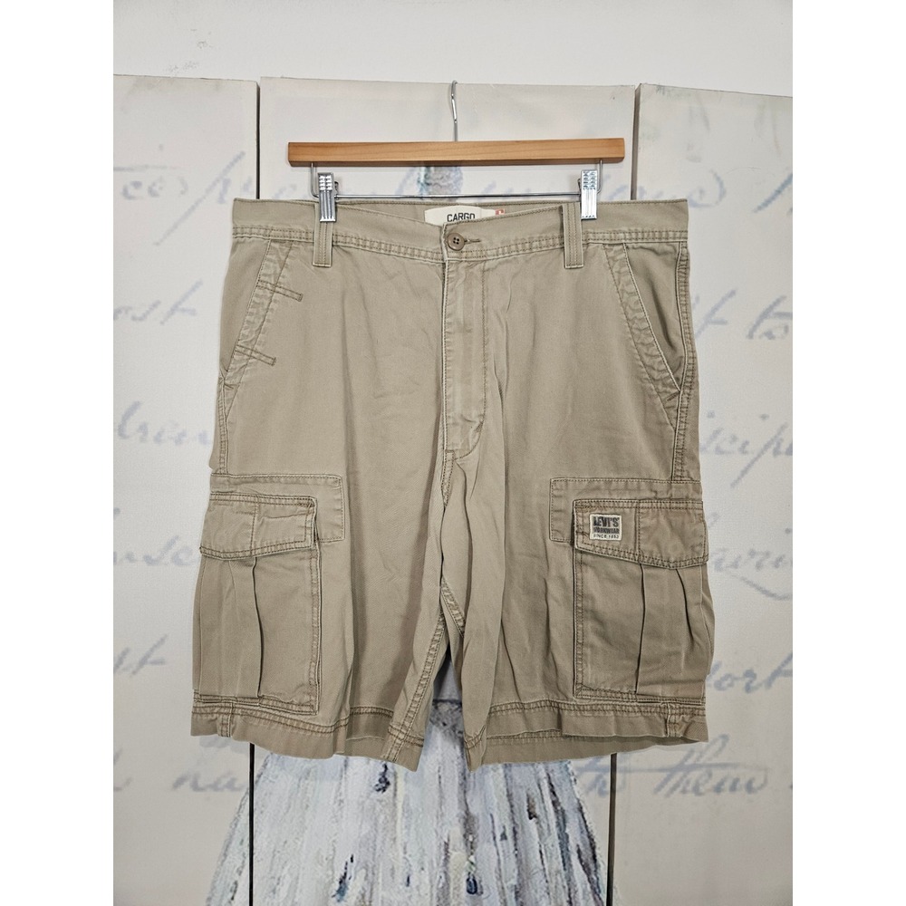 Levis Mens Khaki Tan Cotton Relaxed Fit Cargo Shorts W36 Utility - Picture 2 of 7